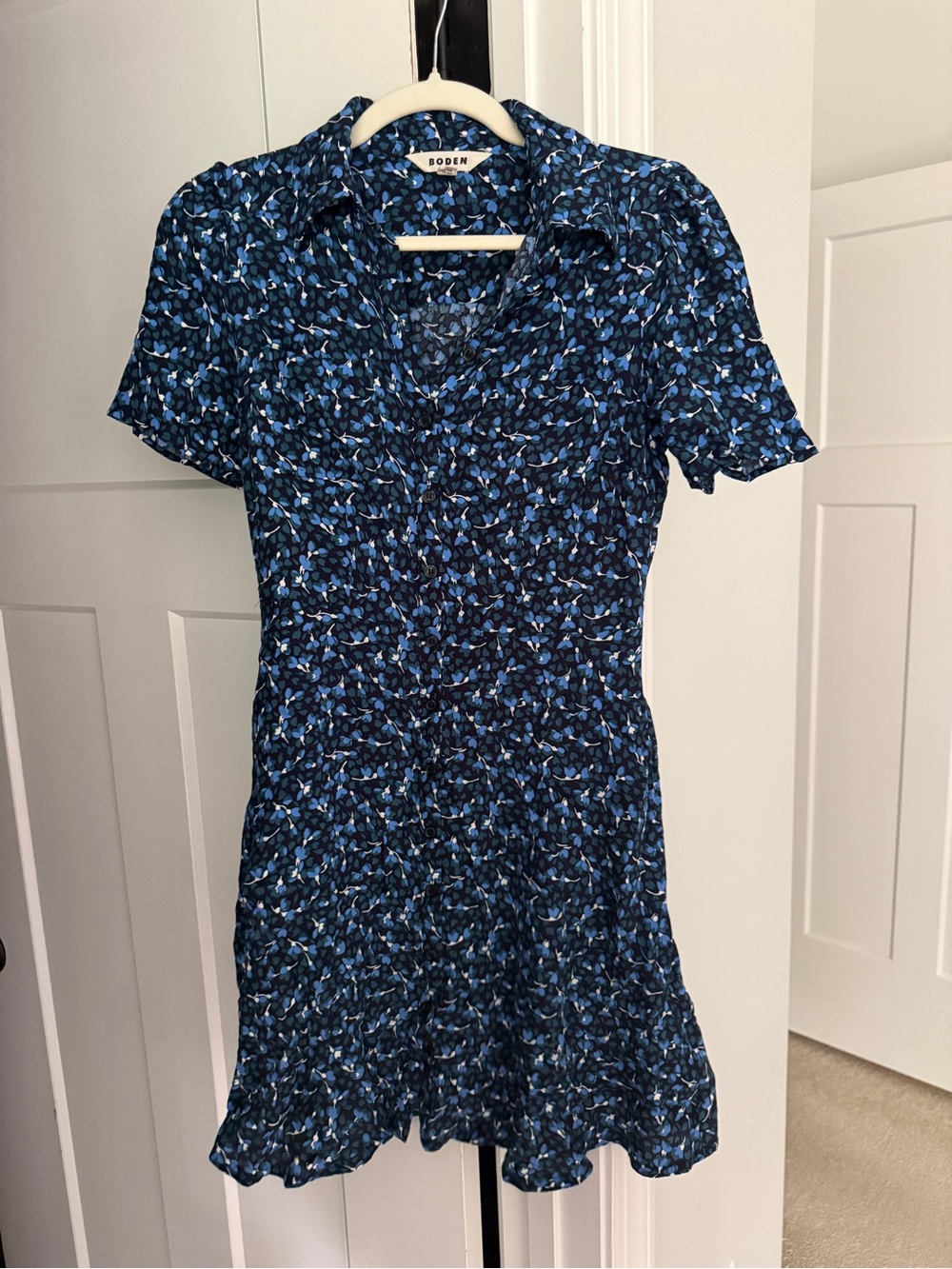 Biden blue floral short sleeve dress